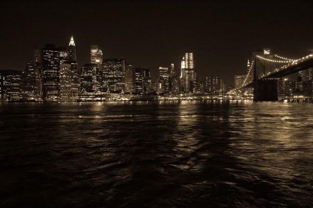 IMAGE: http://img.photobucket.com/albums/v328/AudibleSilence/NYC%20Streets/Brooklyn%20Bridge/resize/F50S2376-1.jpg