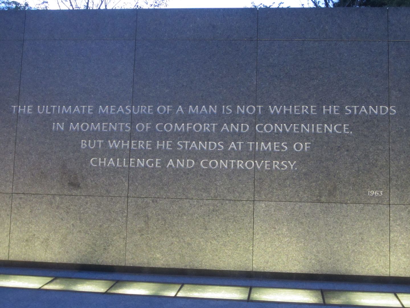 This image has an empty alt attribute; its file name is Martin_Luther_King_Jr_Memorial_09_-_July_2012.jpg