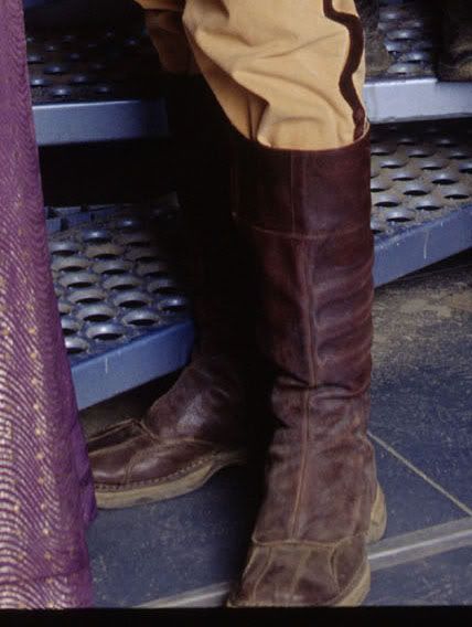 Boots3.jpg
