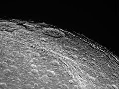 Dione070410b.jpg