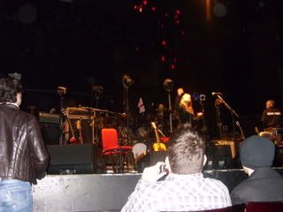 http://img.photobucket.com/albums/v329/Conckers/NeilYoung095-1.jpg