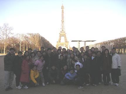 the tour group in paris