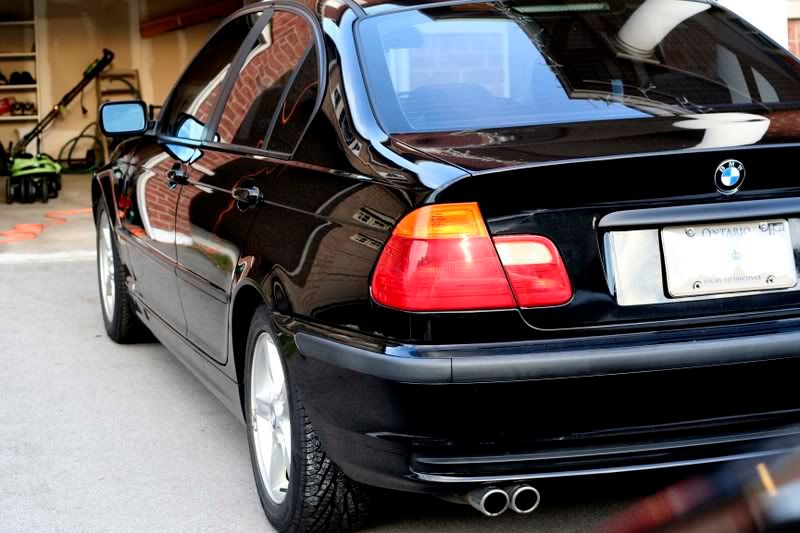 bmw 323i black