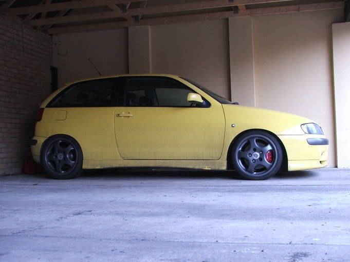 PorscheCups001.jpg