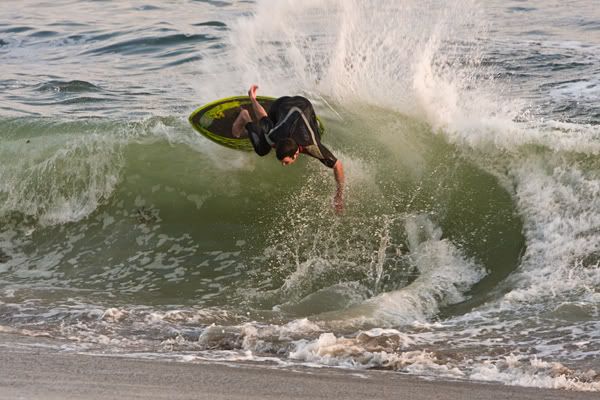 IMAGE: http://img.photobucket.com/albums/v333/surfkahakai/20080502_26th002.jpg