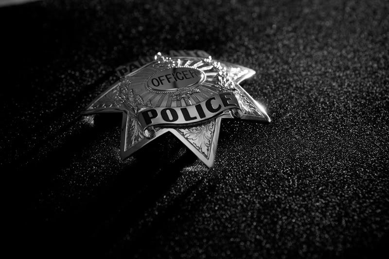 IMAGE: http://img.photobucket.com/albums/v333/surfkahakai/Misc/2dbe0171.jpg