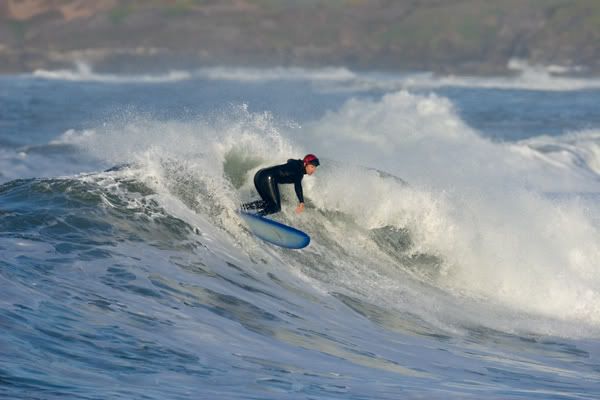 IMAGE: http://img.photobucket.com/albums/v333/surfkahakai/Surfing/20061223_pockets005jpg.jpg