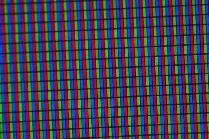 IMAGE: http://img.photobucket.com/albums/v334/runnerdrex/Macro/Pix.jpg