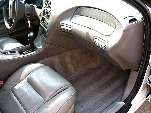 avainterior.jpg