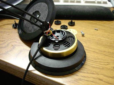 akg1.jpg