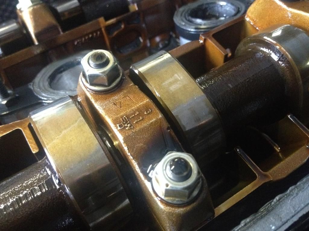 Irregular Camshaft Wear. Help diagnosing...