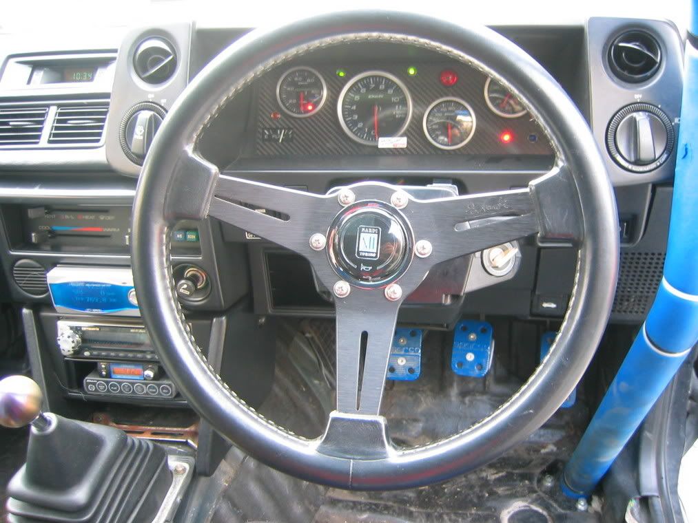 [Image: AEU86 AE86 - electronic dash and hydro pedals]