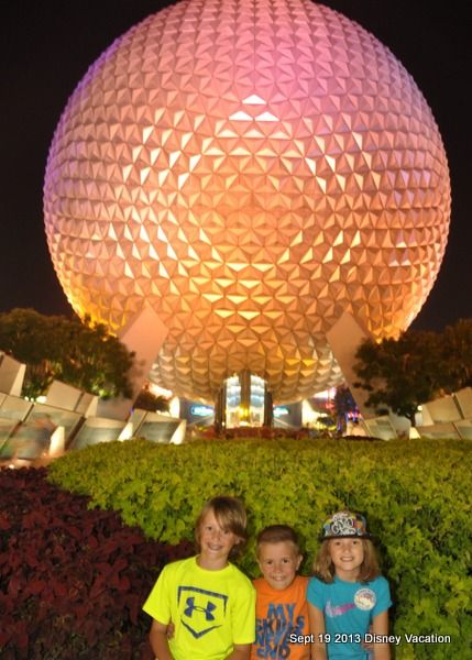 wdw20132637192973_6849762965_zps16670eb8.jpg