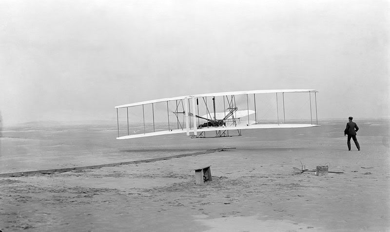 http://img.photobucket.com/albums/v336/whisky110/WrightFlyer.jpg