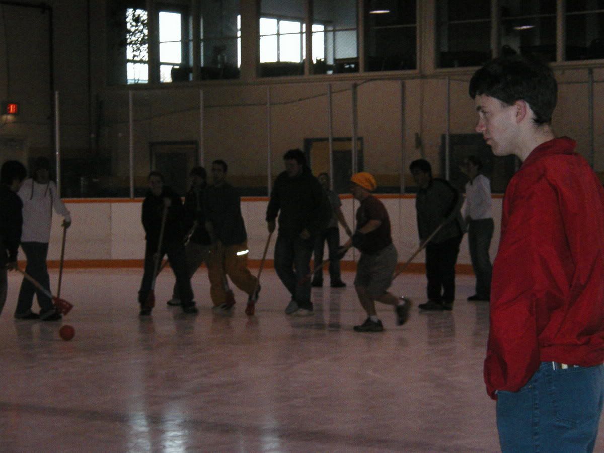 Broomball, Collin