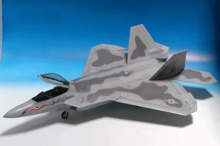 f-22-raptor--2-48-italeri.gif