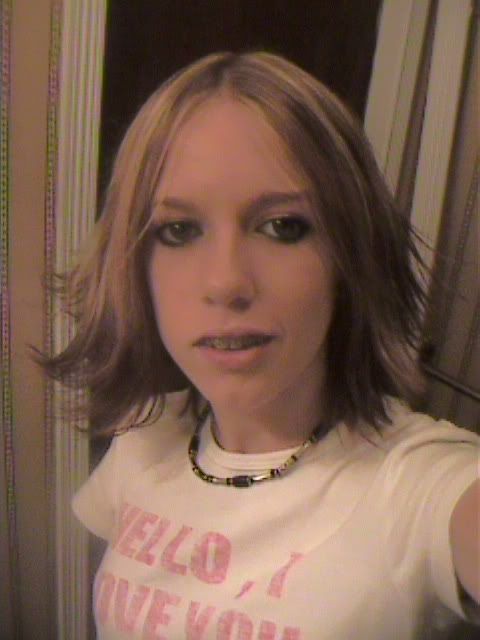 <img:http://img.photobucket.com/albums/v337/xglowkittie/Meh/Hair.jpg>