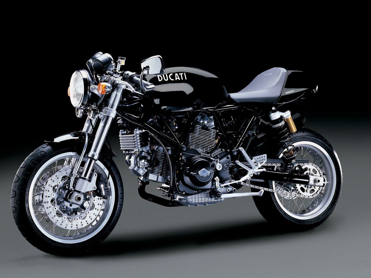 DucatiSport1000_2005_12x9.jpg