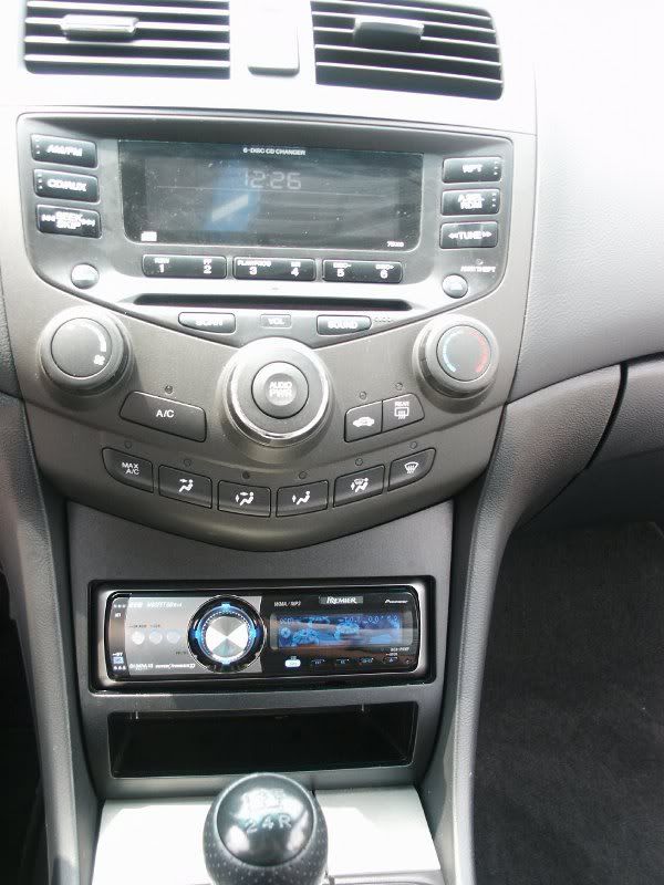 2004 Honda accord aftermarket stereo #6