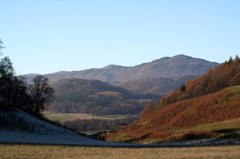 IMAGE: http://img.photobucket.com/albums/v344/weejoe/RoadtoComrie.jpg