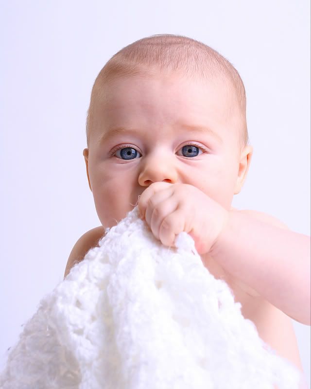 IMAGE: http://img.photobucket.com/albums/v346/bolantej/Nolan/IMG_4953.jpg