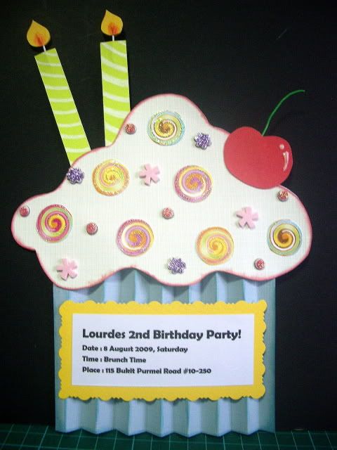 housewarming invitation card. cupcake invitation card