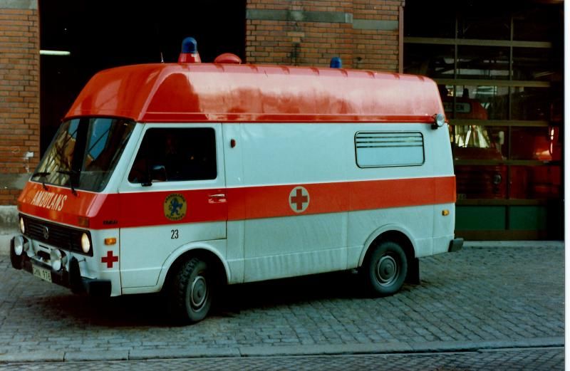 http://img.photobucket.com/albums/v349/sparvagn/vwltambulans12_zps173df5d9.jpg