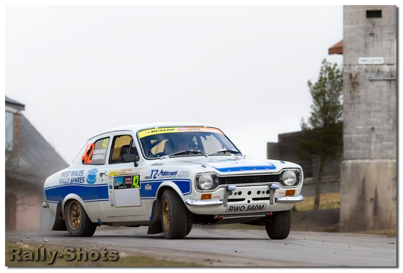 IMAGE: http://img.photobucket.com/albums/v35/jbanbury/1D3_0190.jpg