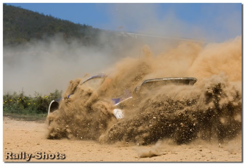 IMAGE: http://img.photobucket.com/albums/v35/jbanbury/1D3_5017.jpg