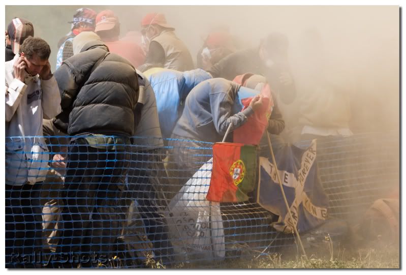 IMAGE: http://img.photobucket.com/albums/v35/jbanbury/1D3_5040.jpg