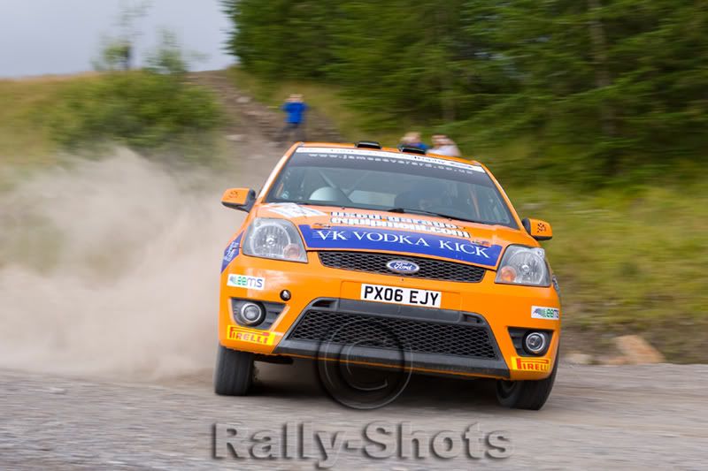 IMAGE: http://img.photobucket.com/albums/v35/jbanbury/1D3_6212.jpg