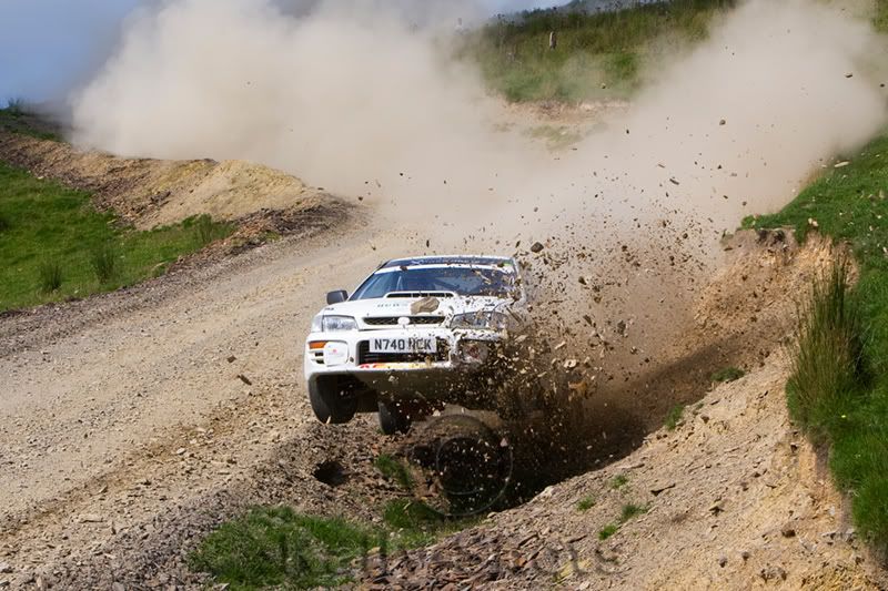 IMAGE: http://img.photobucket.com/albums/v35/jbanbury/1D3_7287.jpg