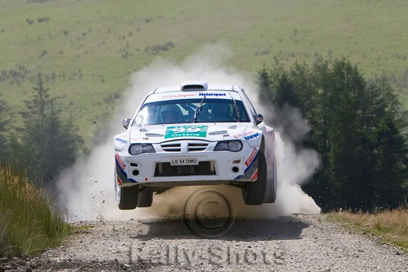 IMAGE: http://img.photobucket.com/albums/v35/jbanbury/1D3_8077-1.jpg