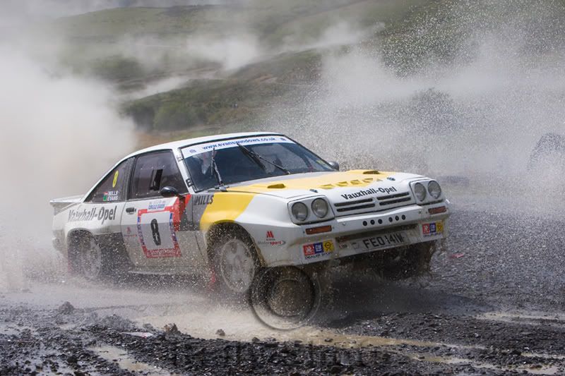 IMAGE: http://img.photobucket.com/albums/v35/jbanbury/1D3_8193.jpg