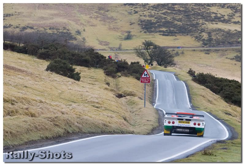 IMAGE: http://img.photobucket.com/albums/v35/jbanbury/1D3_9728.jpg