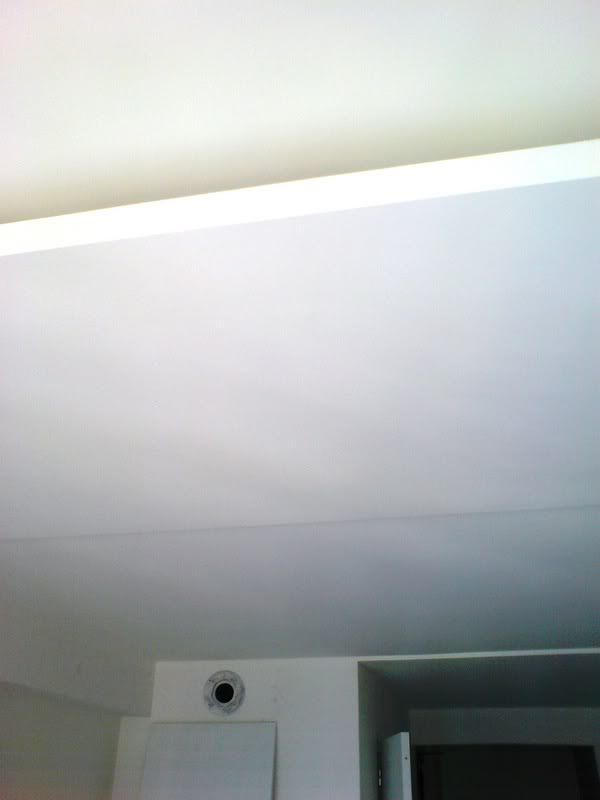 ceilingatliving.jpg