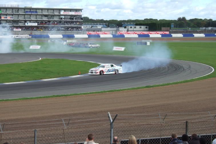 [Image: AEU86 AE86 - D1 Grand Prix at Silverstone 56k WARNING]