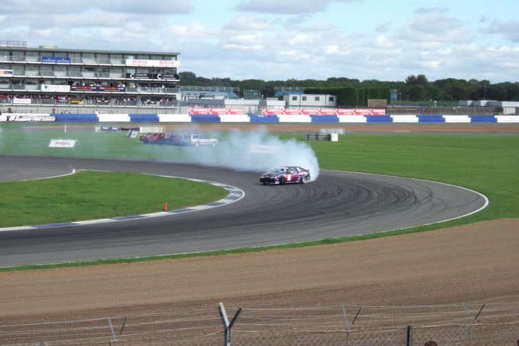 [Image: AEU86 AE86 - D1 Grand Prix at Silverstone 56k WARNING]