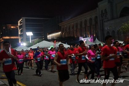 Men Health Women Health Night Run 2015