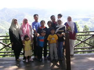 Family photo at Kundasang