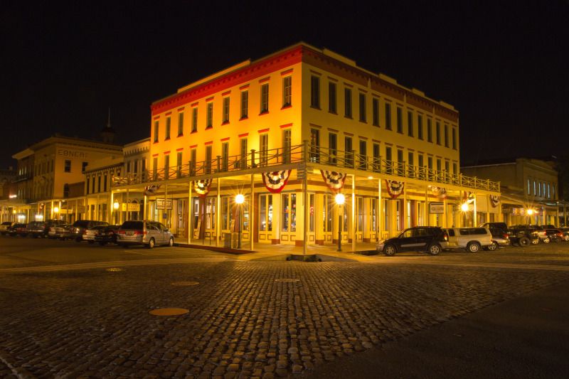 IMAGE: http://img.photobucket.com/albums/v354/ddj8052/061011_2389_edited-1.jpg