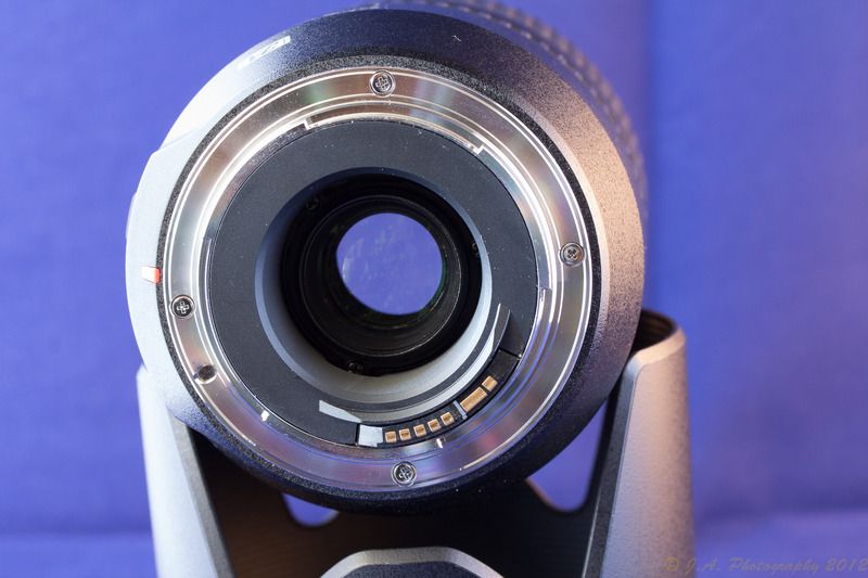 IMAGE: http://img.photobucket.com/albums/v354/ddj8052/For%20Sale/Lenses%20for%20sale-2.jpg