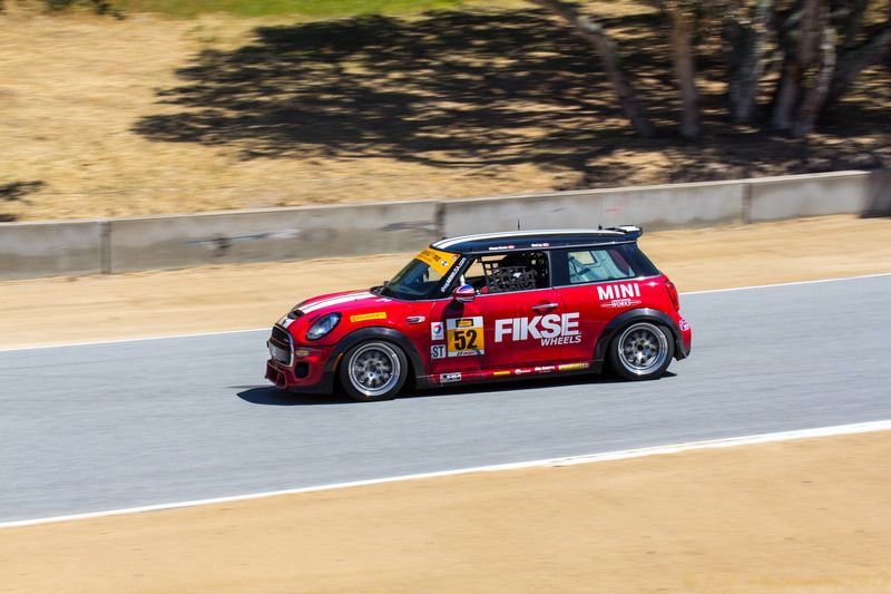 IMAGE: http://img.photobucket.com/albums/v354/ddj8052/Laguna%20Secca%202015/LAguan%20Secca%202015-33.jpg