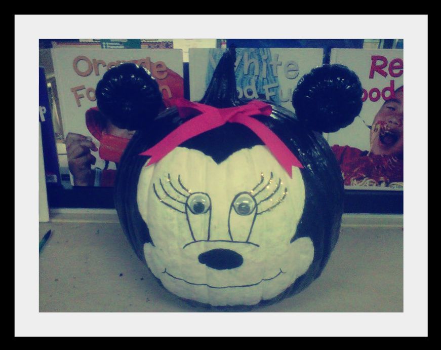 minnie mouse pumpkin