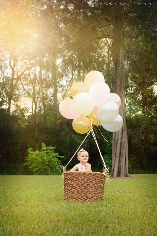 one year old hot air balloons photoshoot 