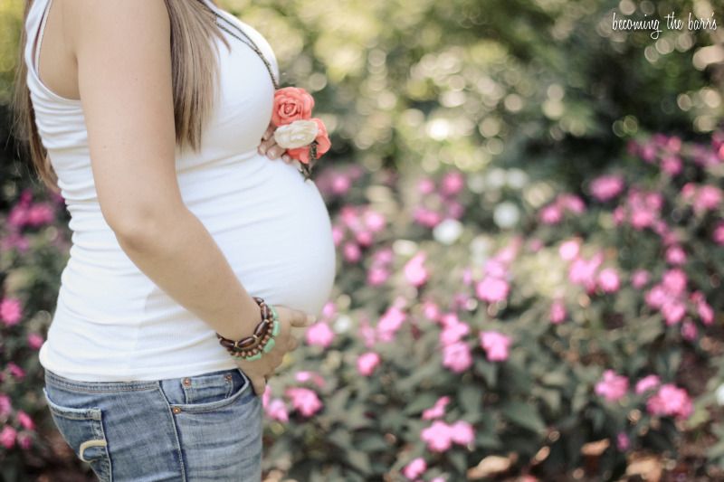 maternity photo side belly shot