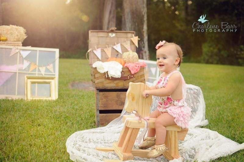 rustic vintage one year old photo shoot pose ideas; lace and flowers one year old photoshoot