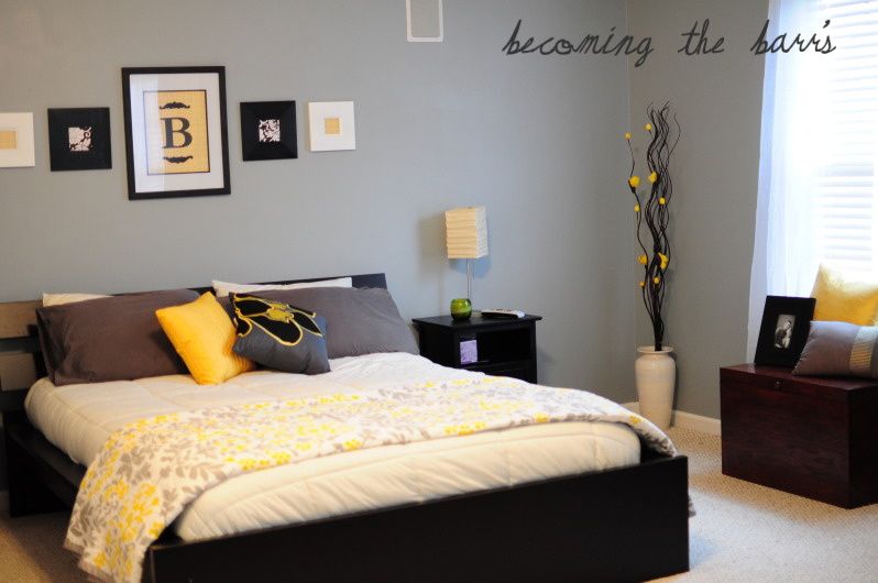 gray and yellow room