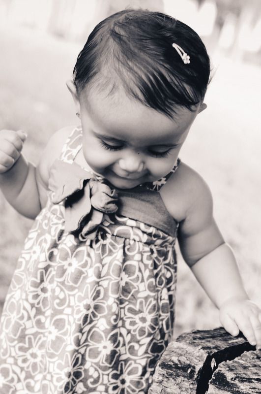 11 month old baby girl photo shoot