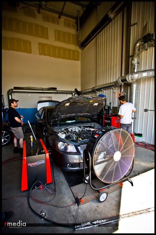 http://img.photobucket.com/albums/v356/ragerman/dyno%20day/p13.jpg